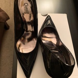 Carlos Santana pumps.